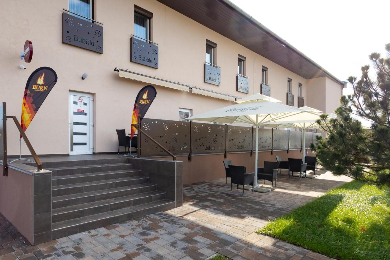 Bubble Hotel Es Rendezvenykoezpont Zalaegerszeg Eksteriør billede